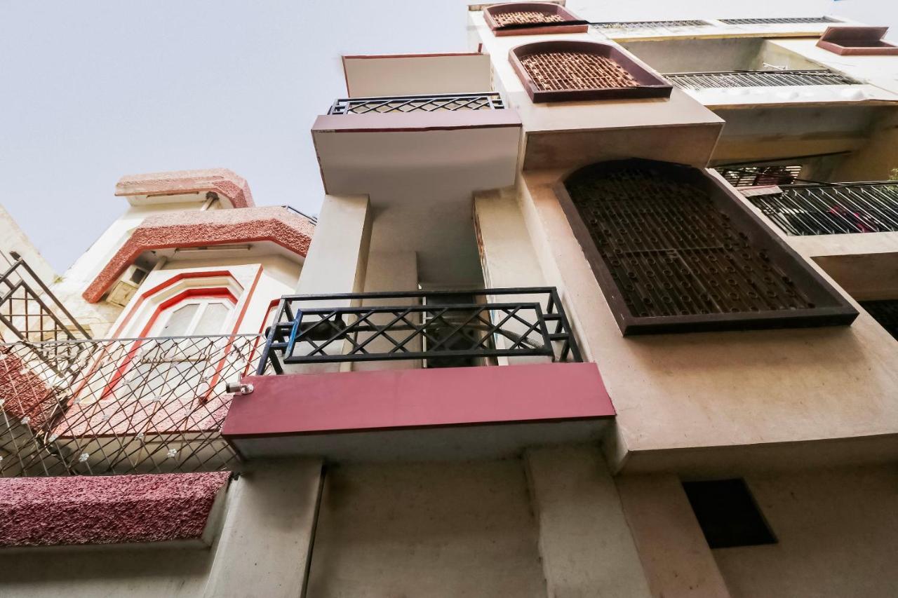 Spot On 65416 Classic Hotel Lucknow